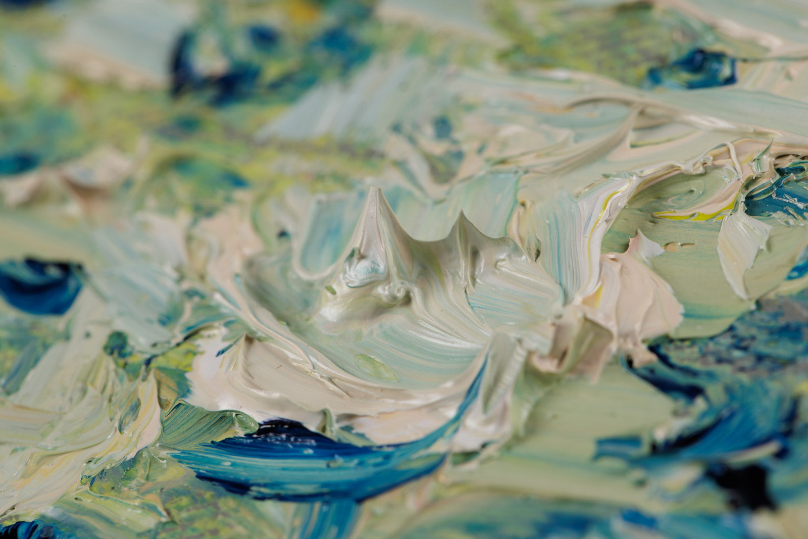 Dans Le Penombre Pres Du Village