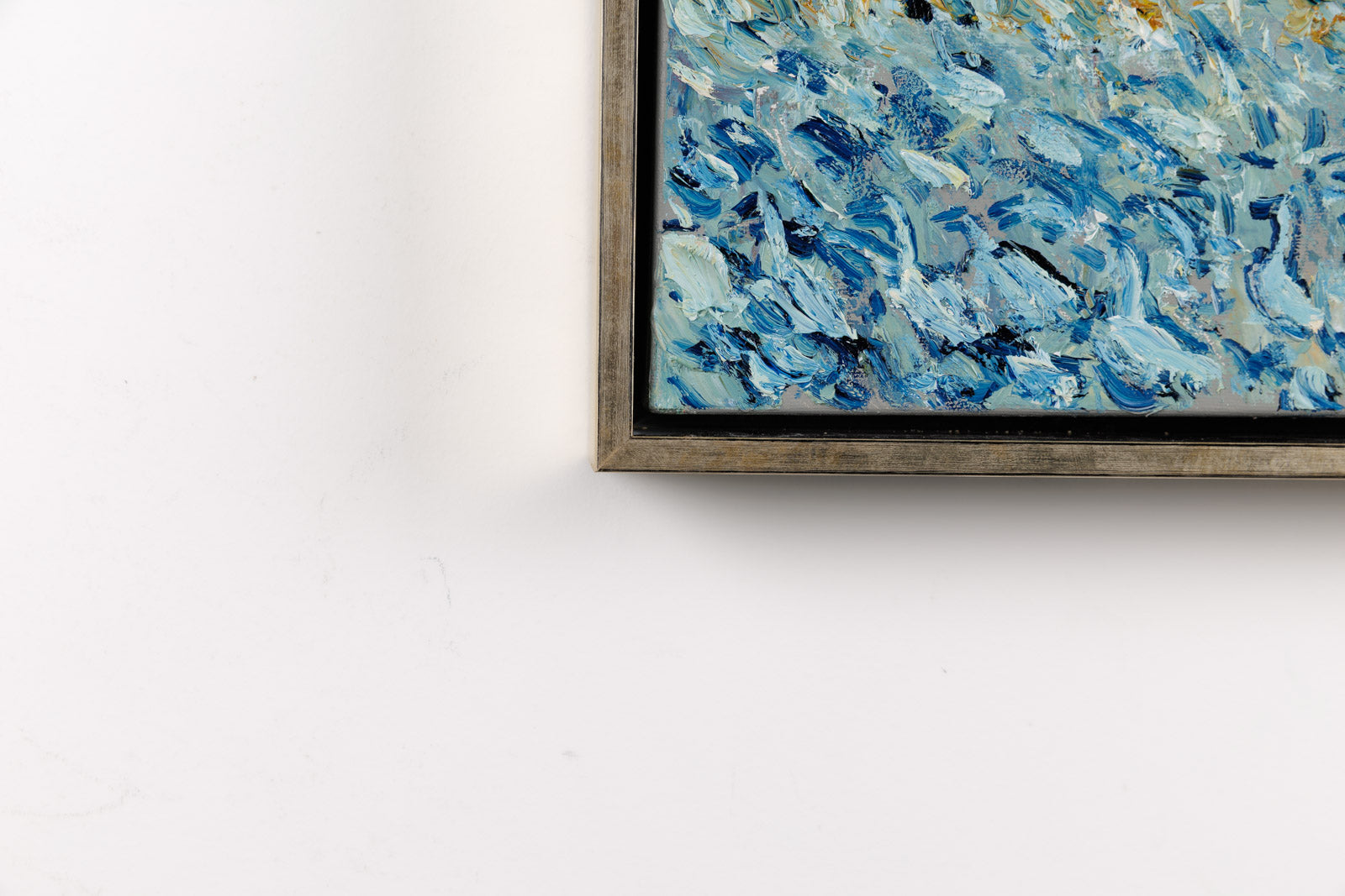 Dans Le Penombre Pres Du Village