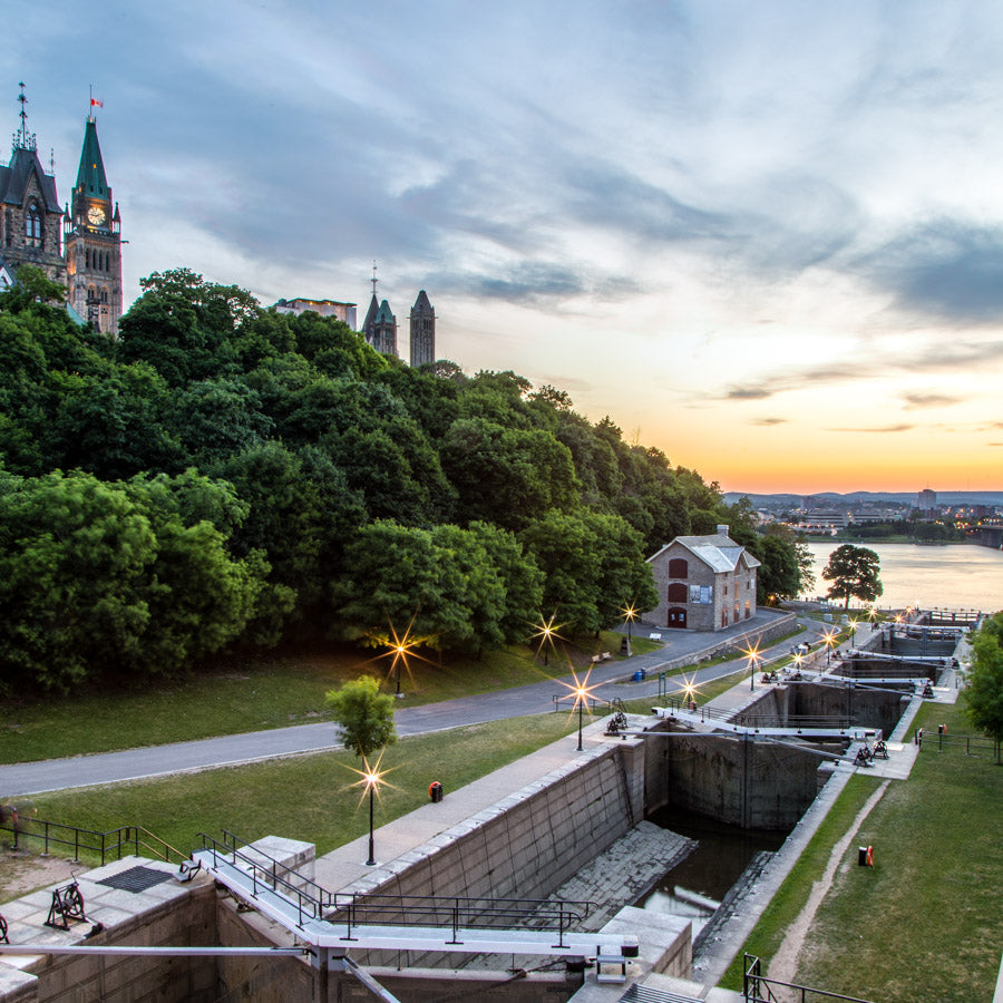 Ottawa “Twilight Locks” by Ottawa – offset print on paper.