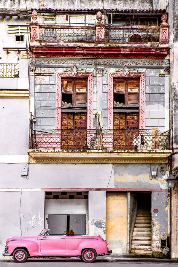Cityscape “PINK” by Phil Carriere – photography with resin on brushed aluminum.